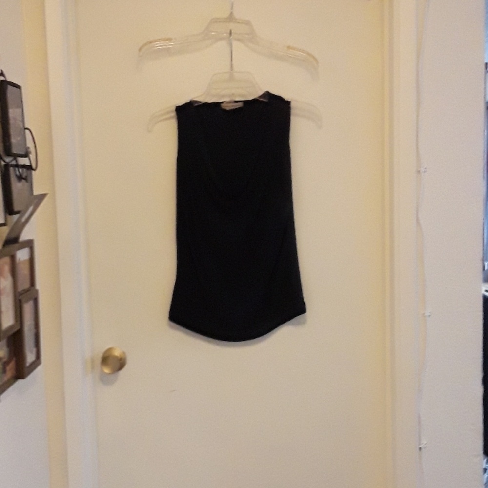 Cowl neck sleeveless dress shirt